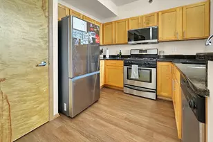 2121 S Kinnickinnic Ave, Milwaukee, WI 53207 - Photo 3