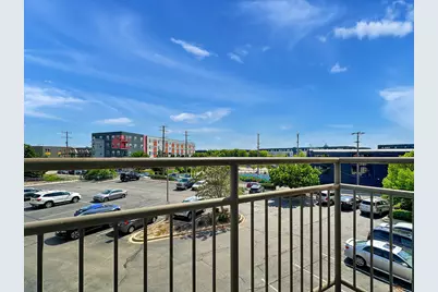 2121 S Kinnickinnic Ave #112, Milwaukee, WI 53207 - Photo 17