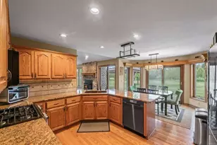 S93W34945 Jericho Dr, Eagle, WI 53119 - Photo 9