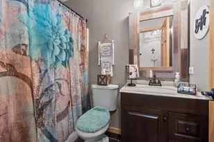 522 Valencia Dr, Delavan, WI 53115 - Photo 17