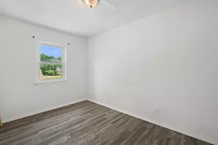 5400 N 53rd St, Milwaukee, WI 53218 - Photo 11