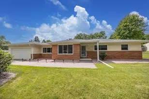 W156N5709 Cheryln Dr, Menomonee Falls, WI 53051 - Photo 1