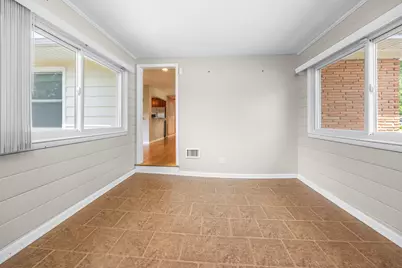 W156N5709  Cheryln Dr, Menomonee Falls, WI 53051 - Photo 21