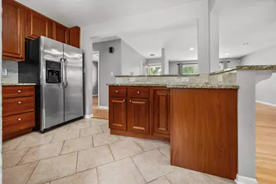 W156N5709  Cheryln Dr, Menomonee Falls, WI 53051 - Photo 13