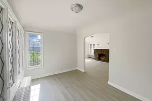 1501 W Capitol Dr, Milwaukee, WI 53206 - Photo 5