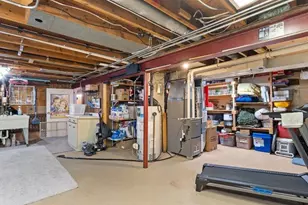 3250 S 105th St, West Allis, WI 53227 - Photo 23