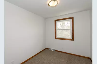 21300  Astolat Dr, Brookfield, WI 53045 - Photo 47