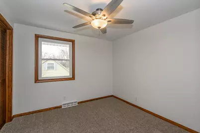 21300  Astolat Dr, Brookfield, WI 53045 - Photo 43