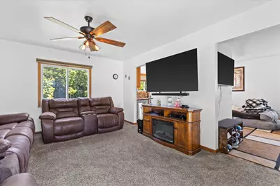 6636  124th St, Pleasant Prairie, WI 53158 - Photo 3