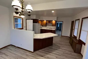 1401 Columbus St, Manitowoc, WI 54220 - Photo 3