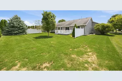 1532  Montclair Pl, Fort Atkinson, WI 53538 - Photo 35