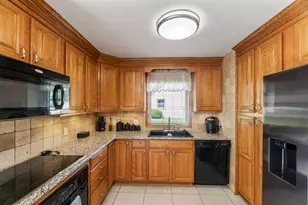 255 Willow Dr, Hartland, WI 53029 - Photo 7