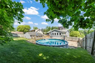 255 Willow Dr, Hartland, WI 53029 - Photo 37