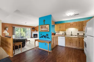 951 Spring Ct, Newburg, WI 53095 - Photo 3