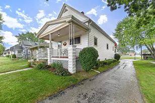 1521 Marquette Ave, South Milwaukee, WI 53172 - Photo 3