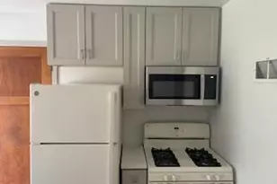 5315 W Arizona St, Milwaukee, WI 53219 - Photo 3