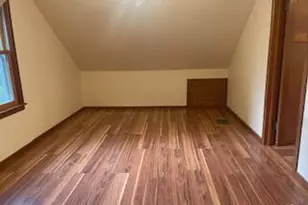 5315 W Arizona St, Milwaukee, WI 53219 - Photo 11