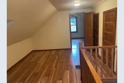 5315 W Arizona St, Milwaukee, WI 53219 - Photo 15