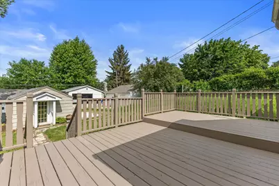128 S Hartwell Ave, Waukesha, WI 53186 - Photo 19