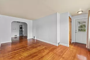 128 S Hartwell Ave, Waukesha, WI 53186 - Photo 3