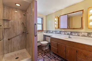 4520 W Fillmore Dr, Milwaukee, WI 53219 - Photo 19
