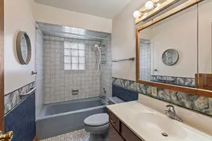 4520 W Fillmore Dr, Milwaukee, WI 53219 - Photo 13