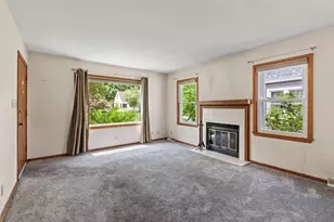 4520 W Fillmore Dr, Milwaukee, WI 53219 - Photo 3