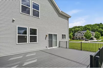 2518  Marie Cir, Waukesha, WI 53189 - Photo 39