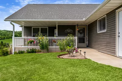 N8121  Badger Ln, Farmington, WI 54644 - Photo 3