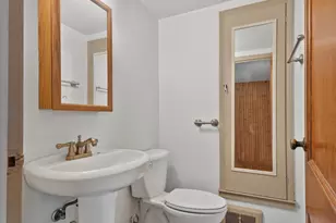N84W16278 Donald Ave, Menomonee Falls, WI 53051 - Photo 21