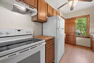 N84W16278 Donald Ave, Menomonee Falls, WI 53051 - Photo 13