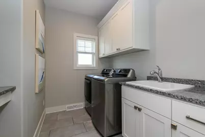S109W24935  Overlook Dr, Vernon, WI 53149 - Photo 23