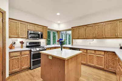 615  Kettle Rdg, Richfield, WI 53017 - Photo 5