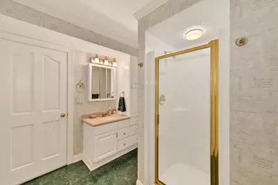 11602 N Shorecliff Ln, Mequon, WI 53092 - Photo 43