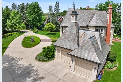 11602 N Shorecliff Ln, Mequon, WI 53092 - Photo 49