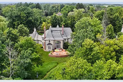 11602 N Shorecliff Ln, Mequon, WI 53092 - Photo 5