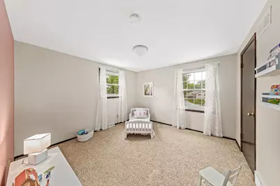 128  Audubon Ct, Grafton, WI 53024 - Photo 13