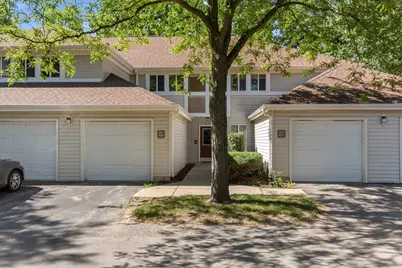 817 W Puetz Rd, Oak Creek, WI 53154 - Photo 3
