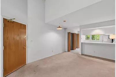 817 W Puetz Rd, Oak Creek, WI 53154 - Photo 11