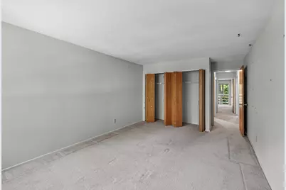 817 W Puetz Rd, Oak Creek, WI 53154 - Photo 21