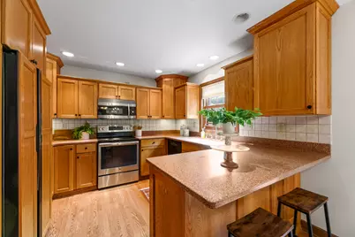 290  Fieldstone Rd, Delafield, WI 53018 - Photo 17