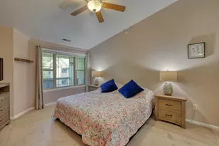 8667 S Deerwood Ln, Franklin, WI 53132 - Photo 21
