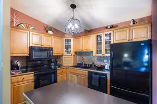1319 Sunnyslope Dr, Racine, WI 53406 - Photo 3