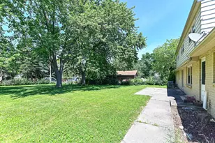 146 Perry Ave, Racine, WI 53406 - Photo 31