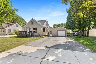 1334 S 95th St, West Allis, WI 53214 - Photo 27