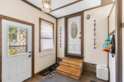 1334 S 95th St, West Allis, WI 53214 - Photo 23