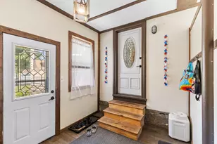 1334 S 95th St, West Allis, WI 53214 - Photo 23