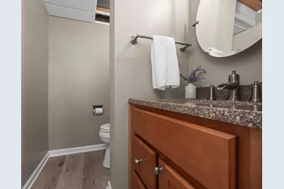 7222  Enfield Ave, Greendale, WI 53219 - Photo 15