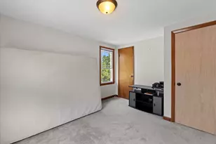 3770 S 5th St, Milwaukee, WI 53207 - Photo 27