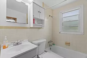 3770 S 5th St, Milwaukee, WI 53207 - Photo 25